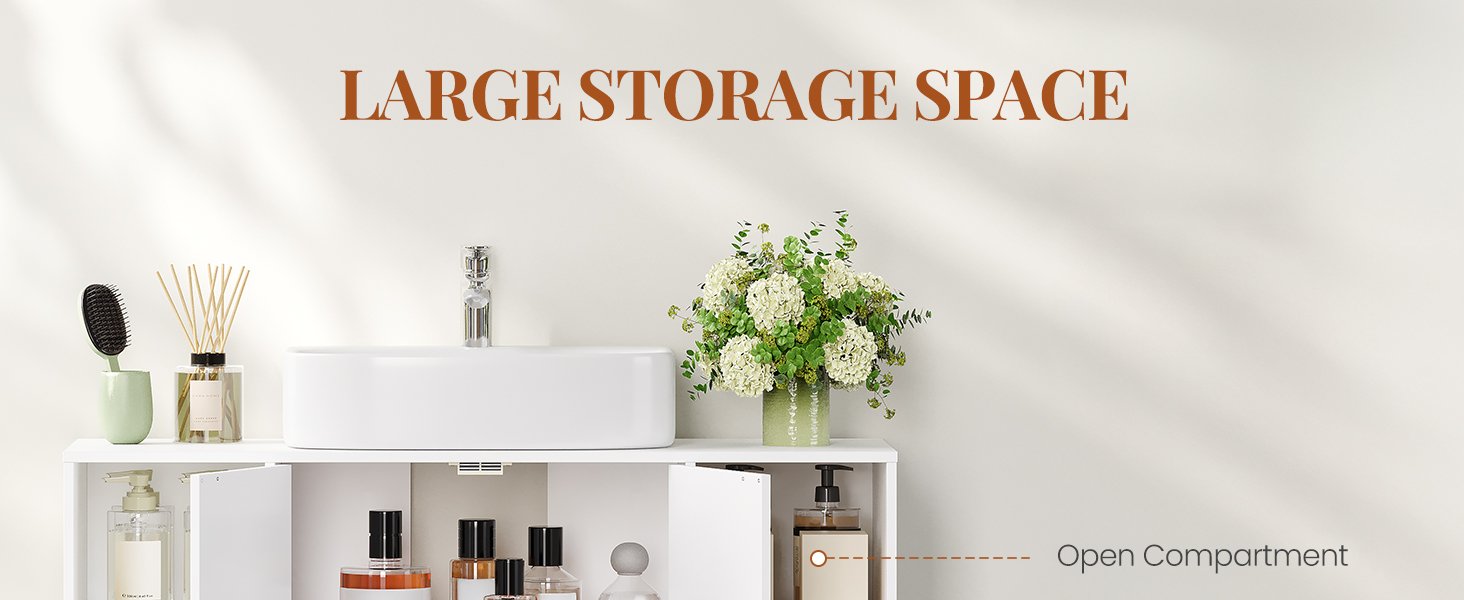 Weiße Aufbewahrungseinheit mit offenen Fächern für Schönheitsprodukte, Pflanzen und Dekorationsartikel. Der Text hebt die Merkmale „GROSSER STAURAUM“ und „Offenes