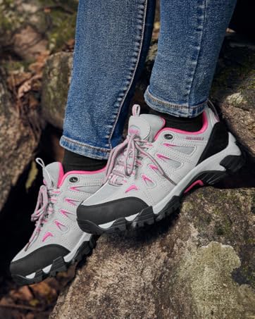 womens hiking shoes