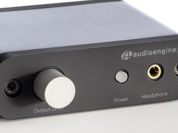 Audioengine オーディオエンジン D1 DACヘッドホンアンプ Amazon.com: Audioengine D1 32-bit Desktop DAC and Headphone