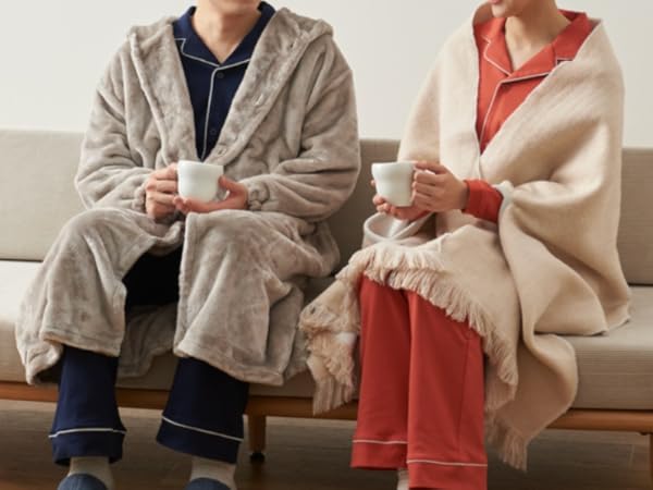 Amazon.co.jp: [ケユカ] KEYUCA 吸湿発熱とことんあったか着る毛布