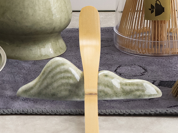 Scoop and Scoop Holder