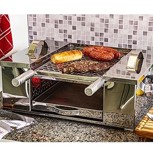 Foto da Churrasqueira em uso, dentro de um cenário ilustrativo