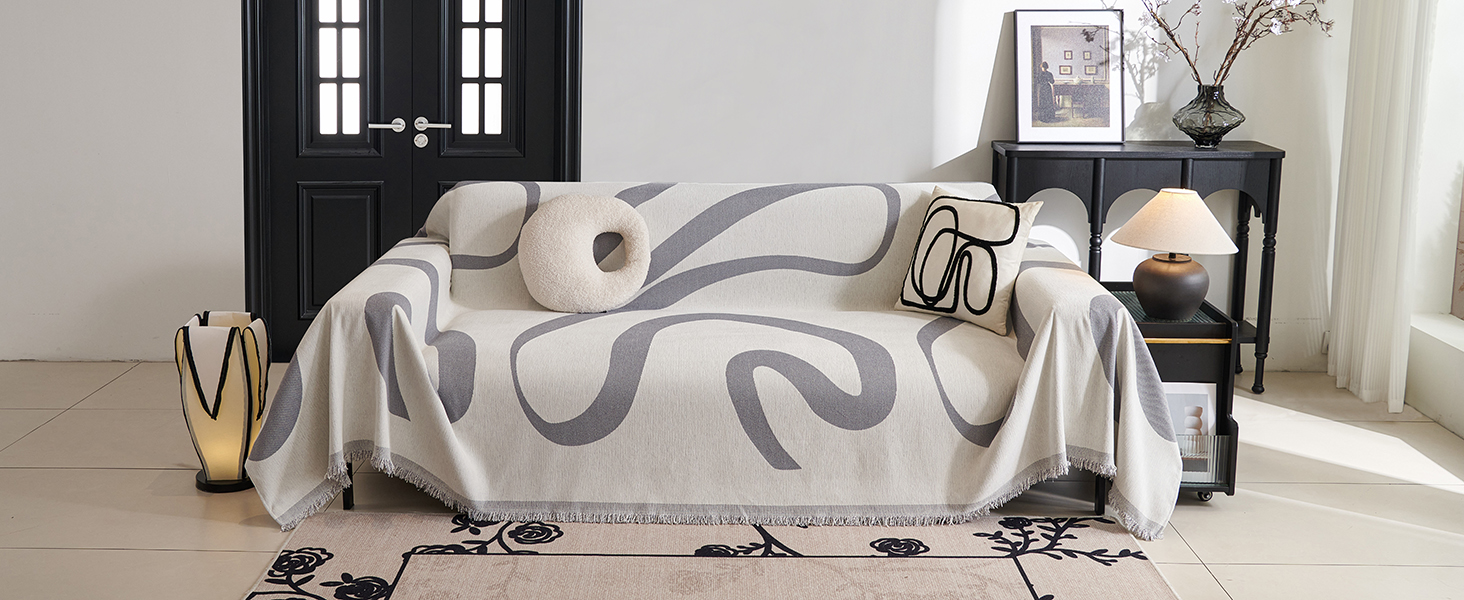 Not only prevents dust but also protects the sofa in your home.