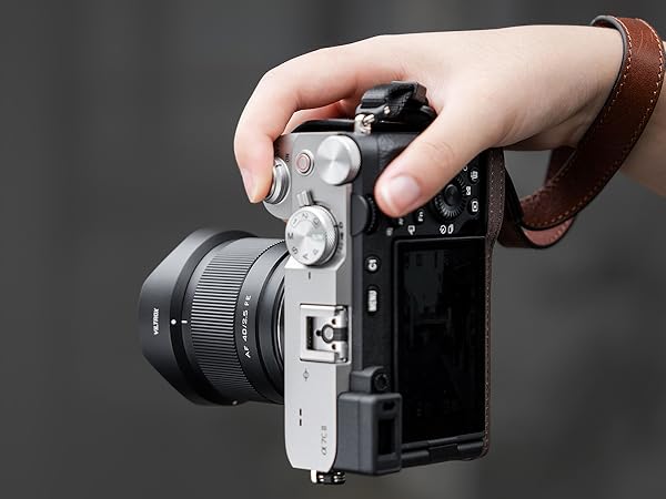 【ほぼ新品】VILTROX AF 40mm F2.5 FE VILTROX AF 40mm f2.5 FE Full Frame Lens for Sony, 40mm f/2.5