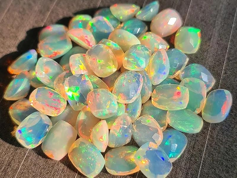 糖果一样闪亮的澳宝宝石