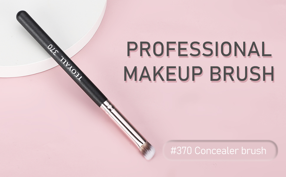TEOYALL Angled Under Eye Concealer Brush, Dense Synthetic