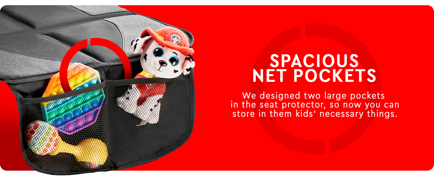 spacious net pockets