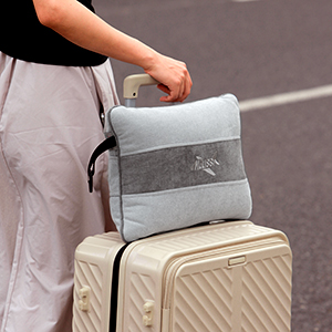 melissa travel blanket pillows