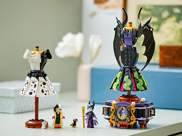 Amazon.co.jp: レゴ(LEGO) ディズニー マレフィセントとクルエラ