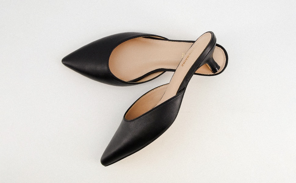 Amazon.com | CUSHIONAIRE Women's Bonus Kitten Heel Mule Dress Shoe