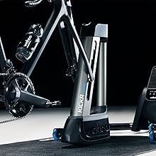 Symulator wspinaczki górskiej Wahoo Fitness KICKR CLIMB