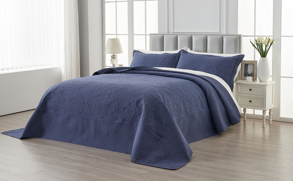 Qucover 120x120 Oversized King Quilt, 3 Piece Ultrasonic