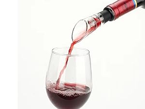 Wine pourer