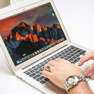 For MacBook Pro 13 in A1502 late 2013 Mid 2014 Early 2015