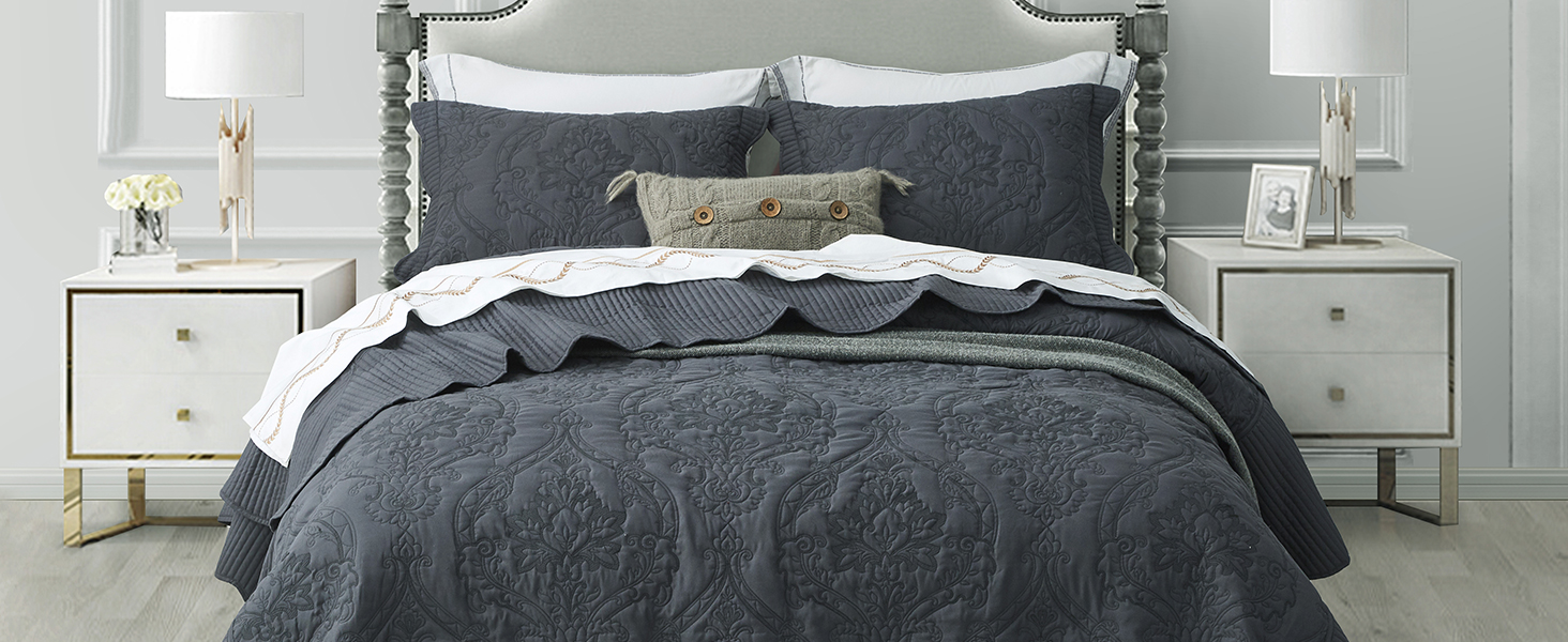 CHIXIN Oversized King/Cal King Bedspread - Lightweight & Beautiful Stitching - Luxury Damask Paisley Pattern - 128x120 I 7a8db17c 56fc 4a05 A760 Ff2421ab16c4. CR0,0,1464,600 PT0 SX1464 V1