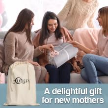 Image of friends gifting the baby basket for expecting mother