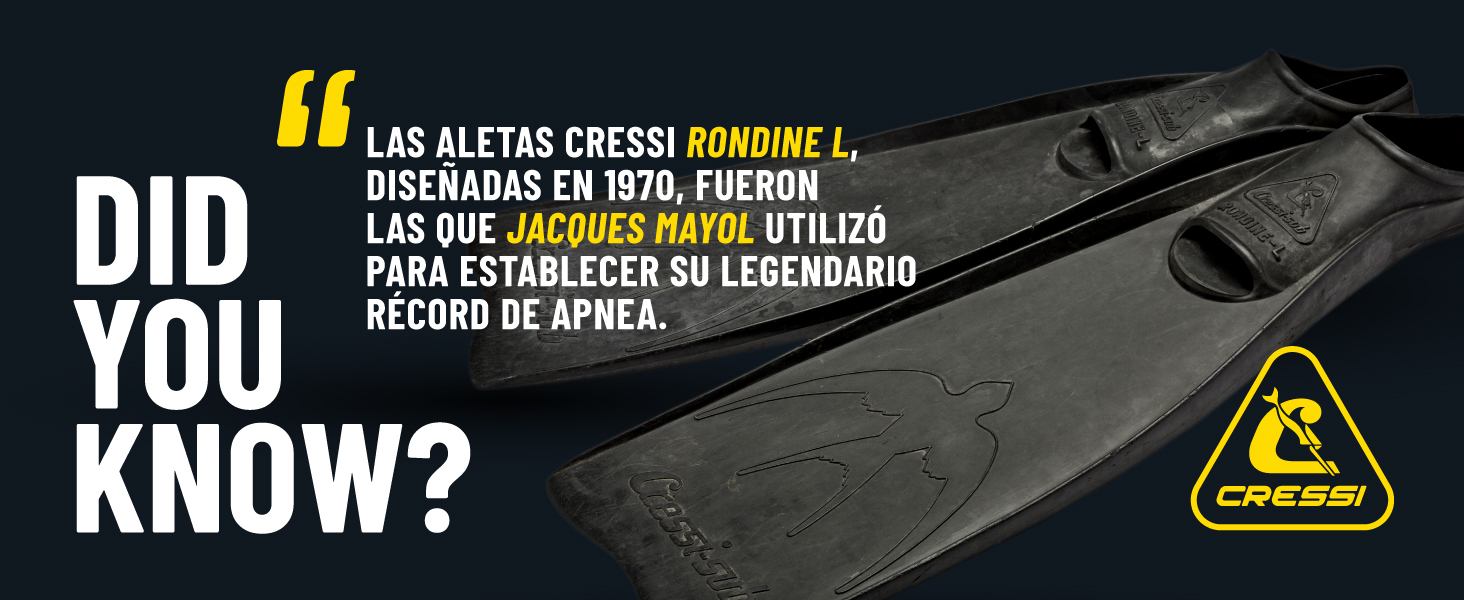 El texto dice «¿LO SABÍAS?» y «LAS ALETAS CRESSI RONDINE L, DISEÑADAS EN 1970, FUERON LAS QUE JACQUES MAYOL UTILIZA PARA ESTABLECER SU LEGENDARIO RÉCORD DE APNEA». Muestra aletas de buceo con el logotipo de Cressi.