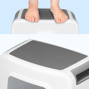 Both layers have polka dot non-slip pads for better foot care for your child.