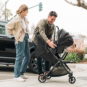 Quid 3 stroller car seat adapter with Nuna attached