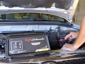 Schumacher SC1361 Fully Automatic Battery Charger, Maintainer, and Starter