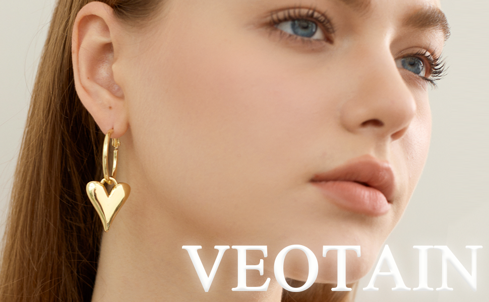 Veotain heart earrings