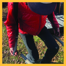 Steady lifter, wheelbarrow lifter, garden tool, yard tool, shoulderdolly, moving straps