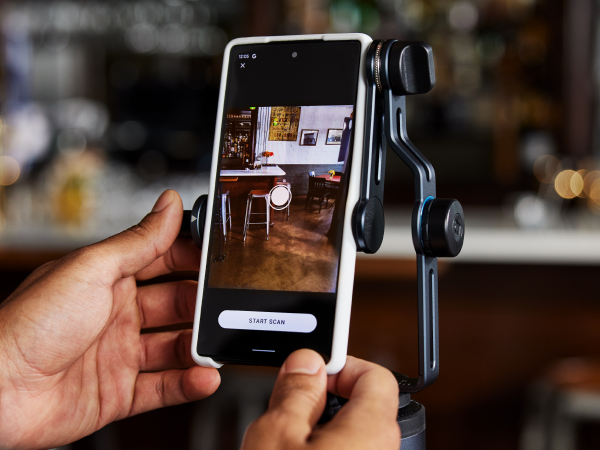 Amazon.com: Matterport Axis Gimbal Stabilizer for Smartphone