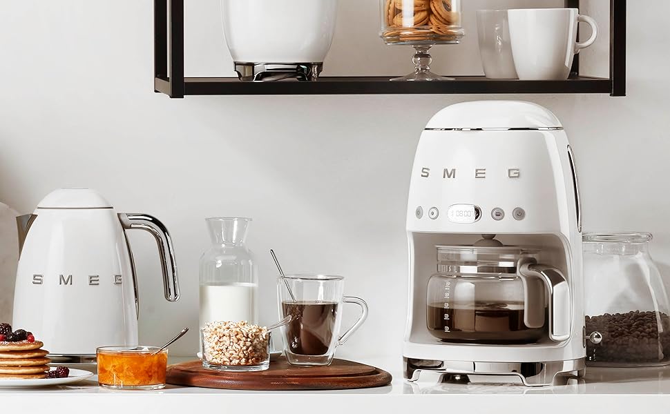 Smeg Retro Style 10-Cup Drip Coffee Machine with Auto-Start