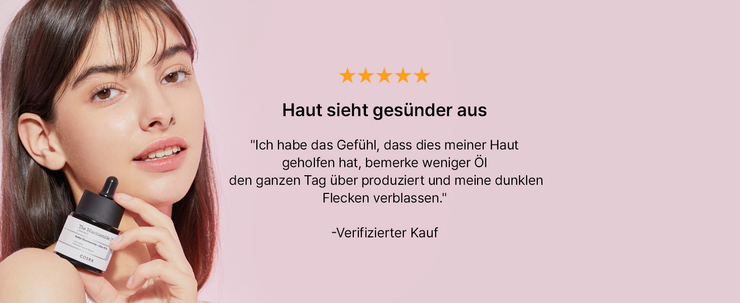 Testimonial-Display mit Fünf-Sterne-Bewertung und deutschem Text auf rosafarbenem Hintergrund
