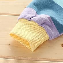 elastic cuffs