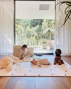 【美品】little bot baby プレイマット　２枚セット Amazon.co.jp: Little Bot Baby ベビープレーマット (禅線+