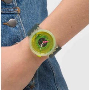 Amazon.co.jp: [スウォッチ] 腕時計 SWATCH BLINDED BY NEON