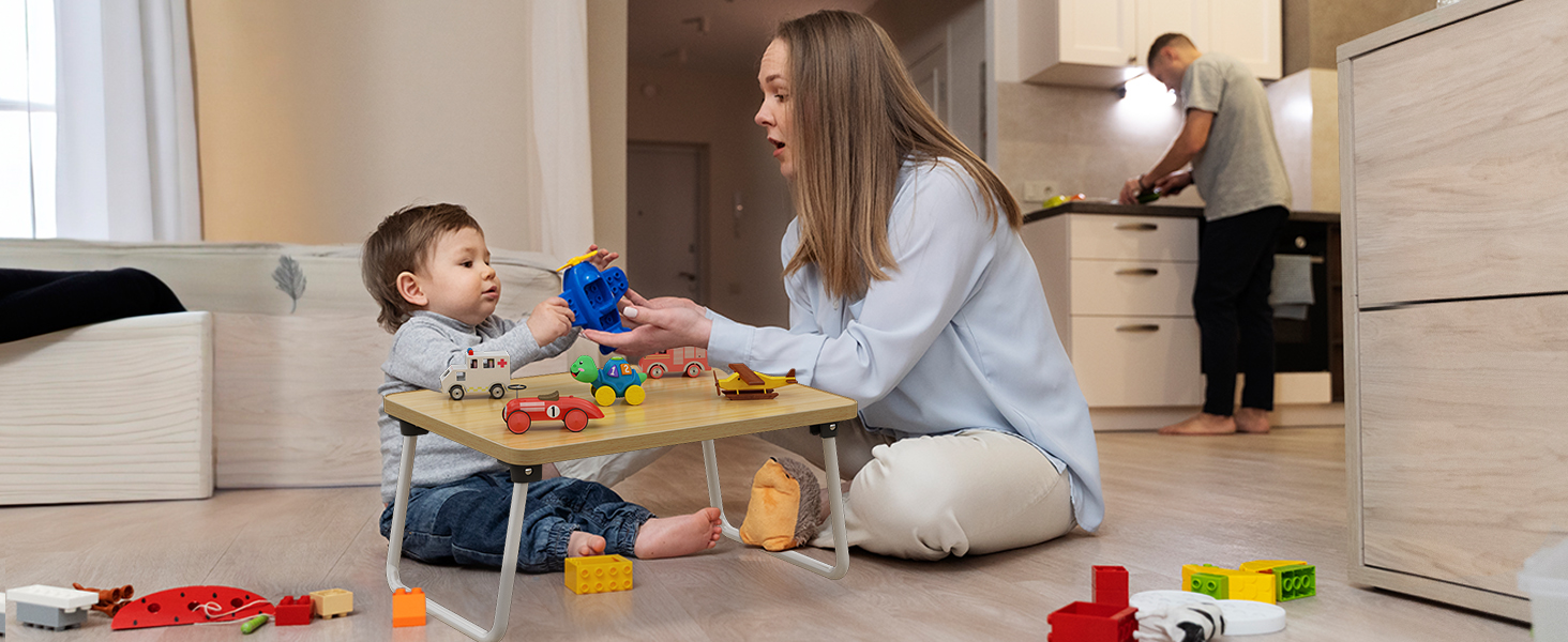 floor desk for child