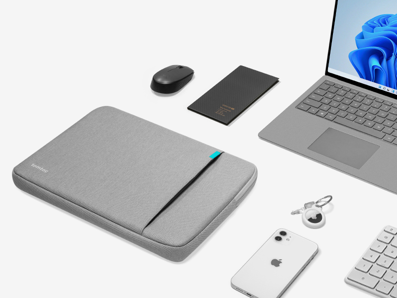 専用　パソコンケース Amazon.co.jp: tomtoc 360°耐衝撃 11.6-13インチ パソコンケース