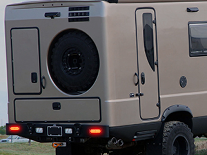 5.5英寸尾灯 24LED 红色行车灯 刹车灯 转向灯 示廓灯