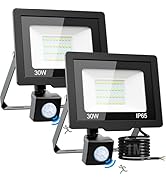 Texto visible: «30W» e «IP65». Vistas múltiples de un reflector LED para exteriores con sensor de movimiento montado en diferentes superficies. Carcasa negra con cabezal ajustable.