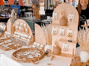 Small manufacture image 3