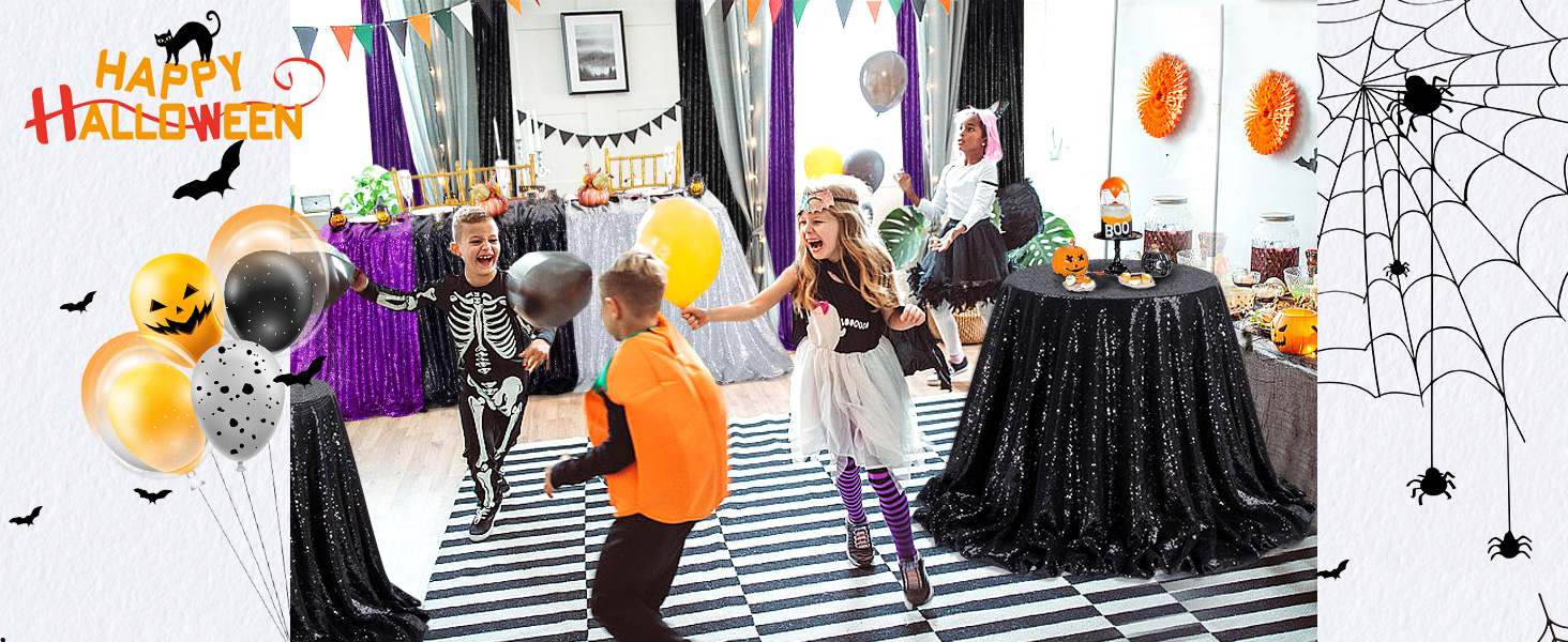 round black tablecloth