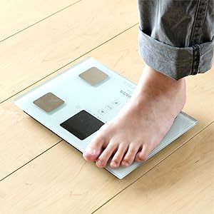 Amazon | [山善] 体重計 体重体組成計 体脂肪計 体組成計