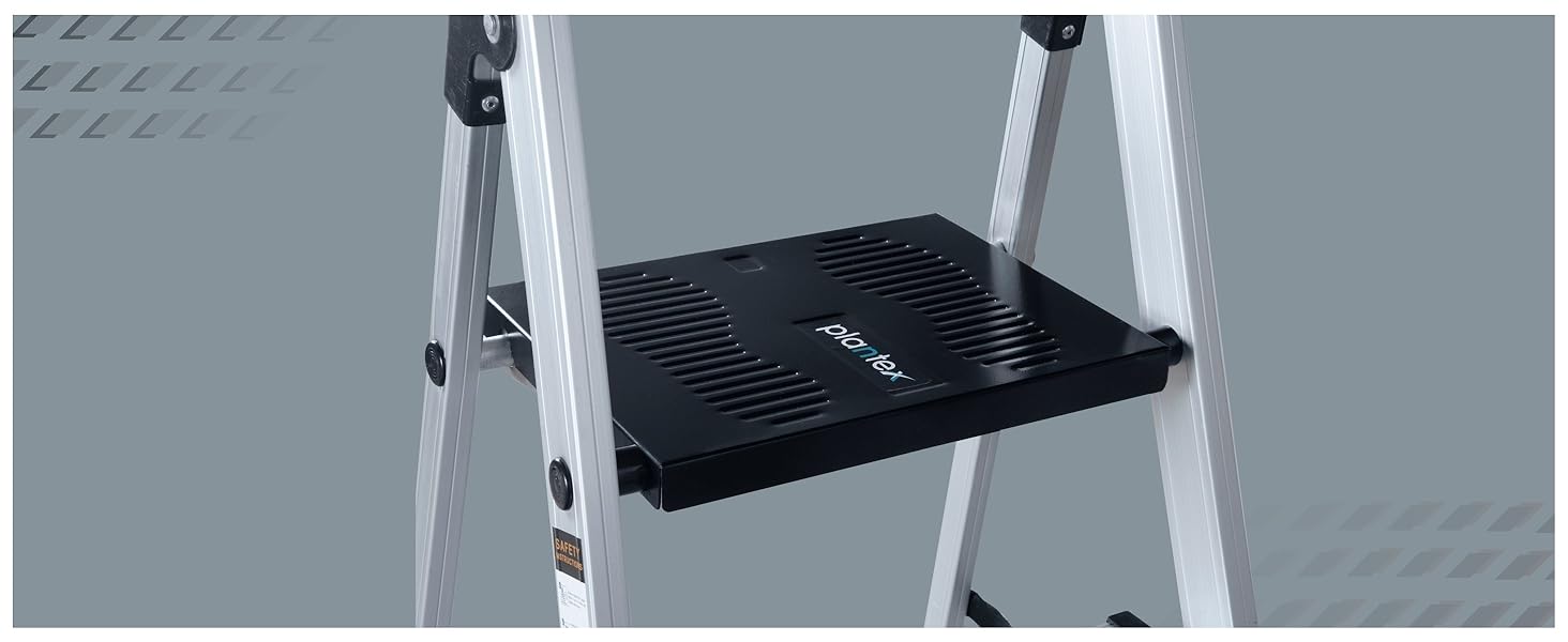 ultra wide platform ladder