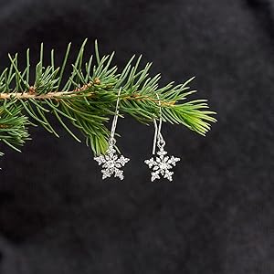 Sparkly Snowflake Earrings
