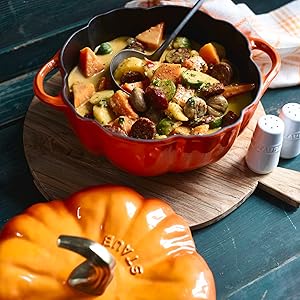 Staub 11124806 Pumpkin Cocotte Oven, 3.5 Quart, Burnt Orange
