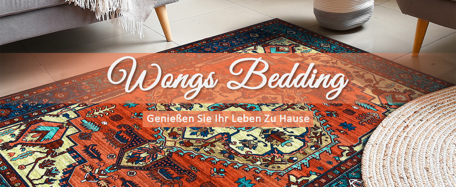 Kunstvoller Teppich im Vintage-Stil mit komplizierten Mustern in den Farben Orange, Blau und Creme, abgebildet in einer Wohnzimmereinrichtung