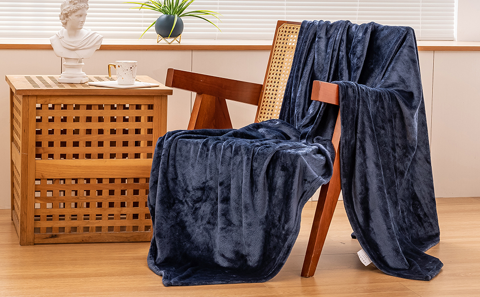 Aisbo Fleece Blanket Soft Throw Fluffy Bed Blanket Warm Extra Large