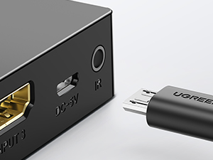 un cable usb conectado a un cable usb.