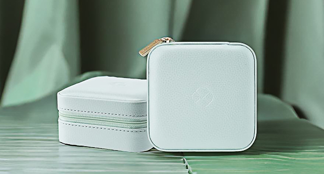 vlando jewelry box 