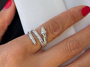 YEAR OF THE SNAKE RING / HUF ハフ シルバー リング Amazon.com: Sonia Hou CHINESE ZODIAC x REPUTATION Snake Ring