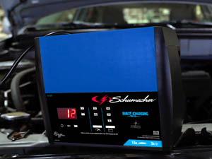 Schumacher SC1359 Fully Automatic Battery Charger, Maintainer