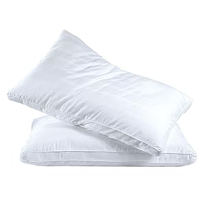 Featuring a stylish Jacquard print pillow with double needle stitch and attractive piping
