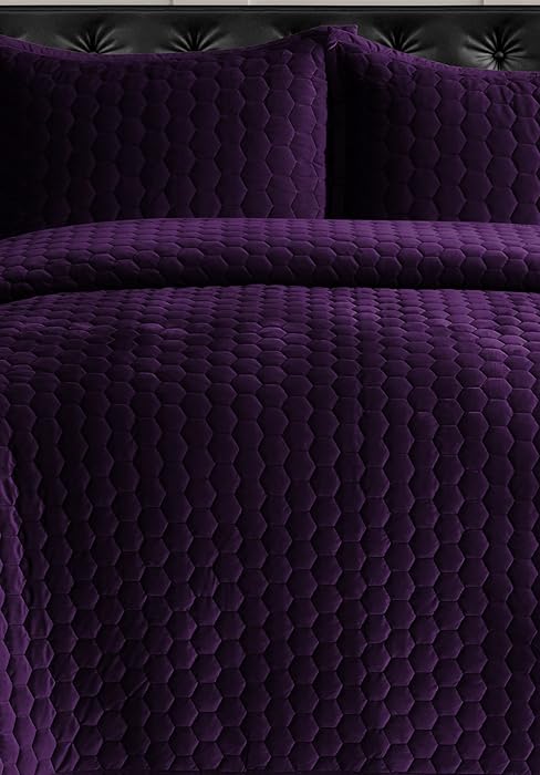 Beautiful Purple quilted velvet bedspread,durable design for modren and classin bedroom decore